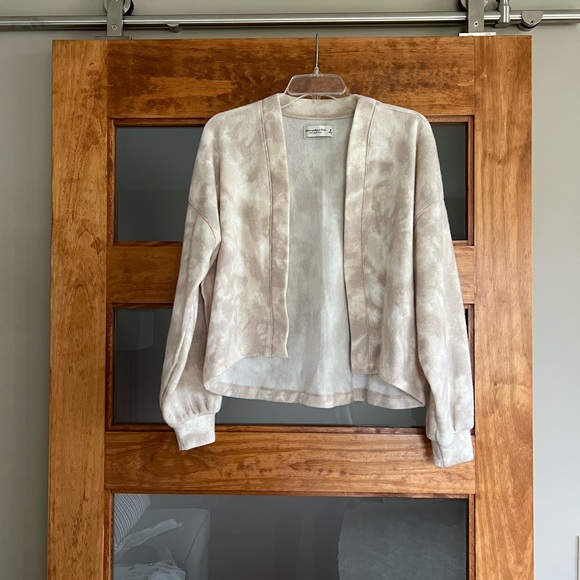 A&F soft and cozy cardigan - Picture 1 of 2